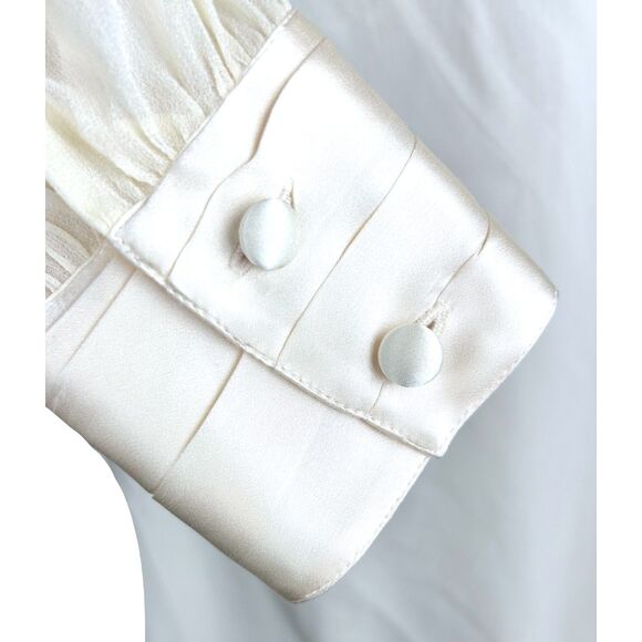 1990's Peter Nygård Silk Cream Blouse - Picture 6 of 10